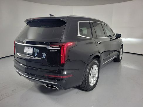 Certified 2024 Cadillac XT6 Luxury w/ LPO, Floor Liner Package image 4