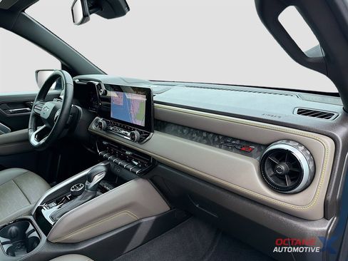 Used 2023 Chevrolet Colorado ZR2 w/ ZR2 Convenience Package III AWD/4WD image 29