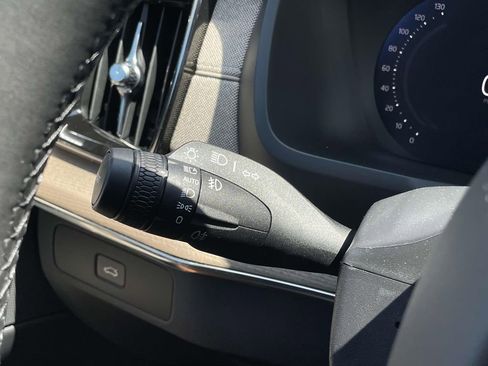 New 2026 Volvo XC90 B6 Plus w/ Protection Package Premier image 15