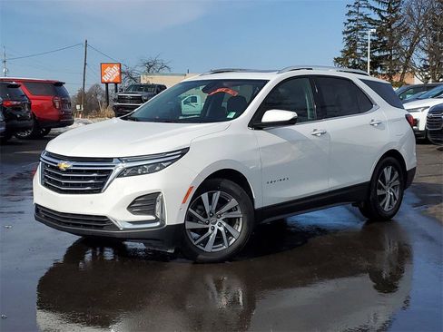 Used 2022 Chevrolet Equinox Premier image 1