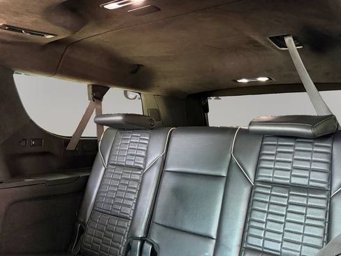 Used 2021 Cadillac Escalade ESV Sport Platinum w/ LPO, ONYX Package AWD/4WD image 29