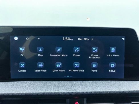 Used 2022 Kia EV6 Wind image 23