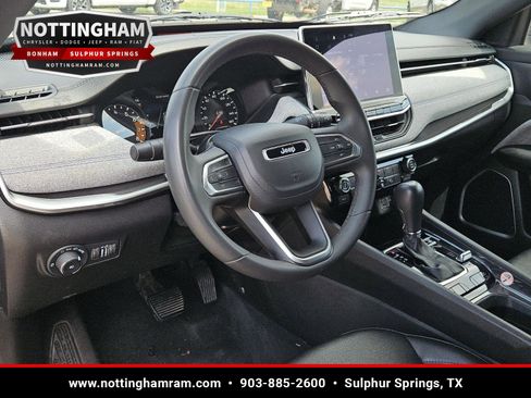 Used 2024 Jeep Compass Latitude AWD/4WD image 25