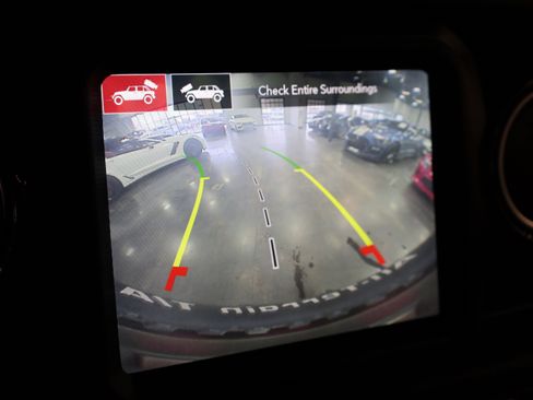 Used 2021 Jeep Wrangler Unlimited Rubicon w/ Trailer Tow Package image 29