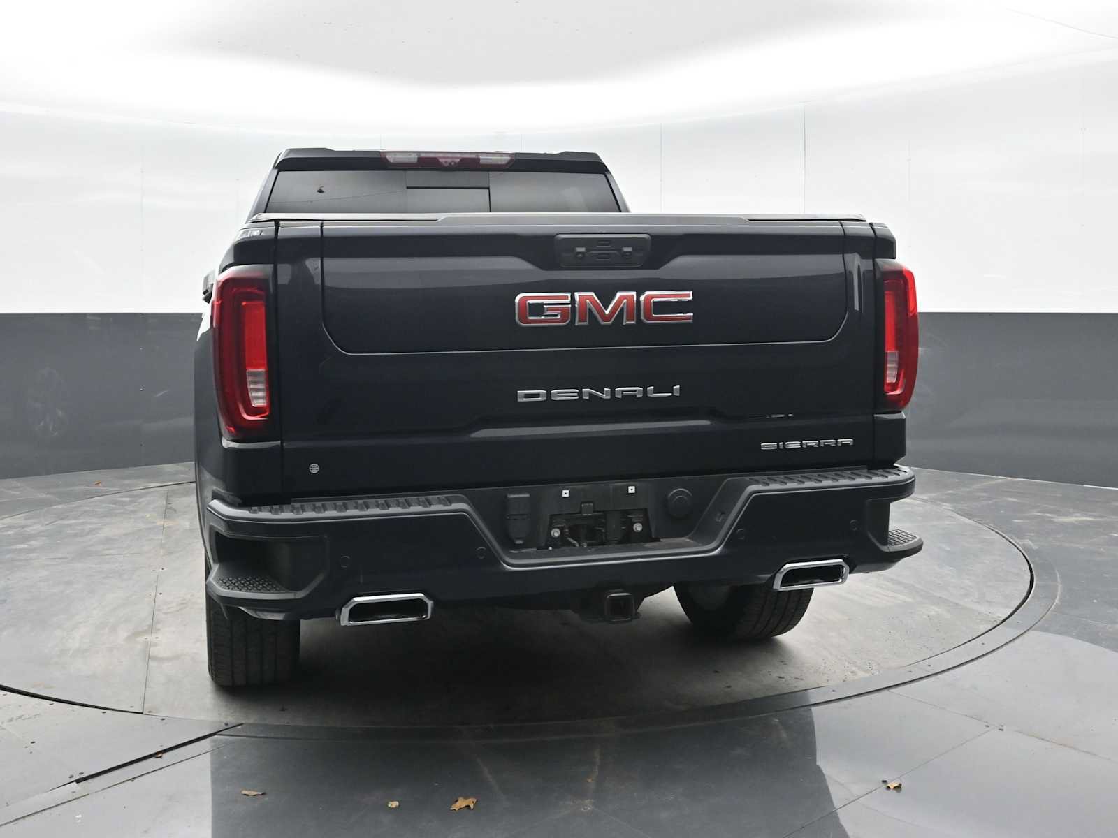 Used 2023 GMC Sierra 1500 Denali w/ Denali Reserve Package AWD/4WD image 11