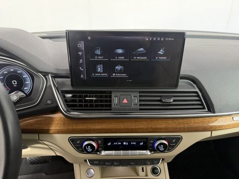 Used 2023 Audi Q5 2.0T Premium Plus w/ Premium Plus Package AWD/4WD image 21