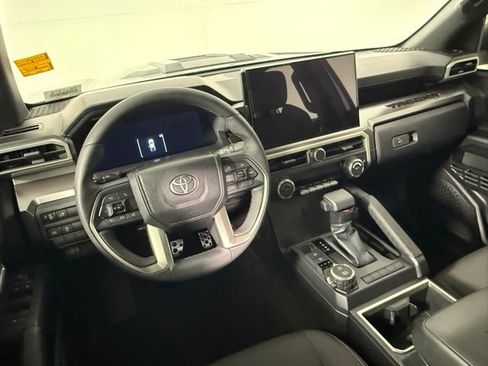 Used 2024 Toyota Tacoma TRD Sport image 44