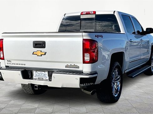 Used 2018 Chevrolet Silverado 1500 High Country image 2