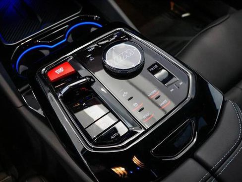 New 2027 BMW M5 Touring AWD/4WD image 16