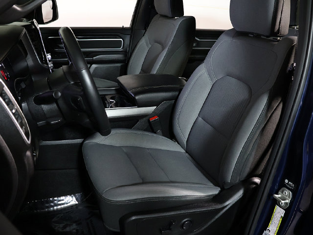 Used 2023 RAM 1500 Big Horn AWD/4WD image 4
