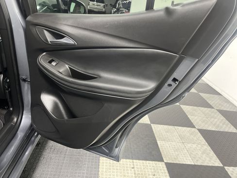 Used 2021 Buick Encore GX Select w/ Sport Touring Package image 19