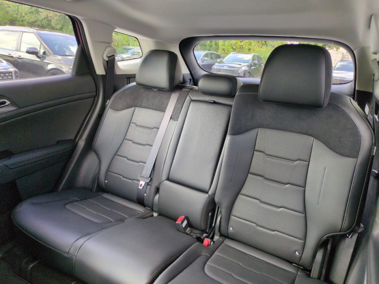 New 2027 Kia Sportage SX FWD image 25