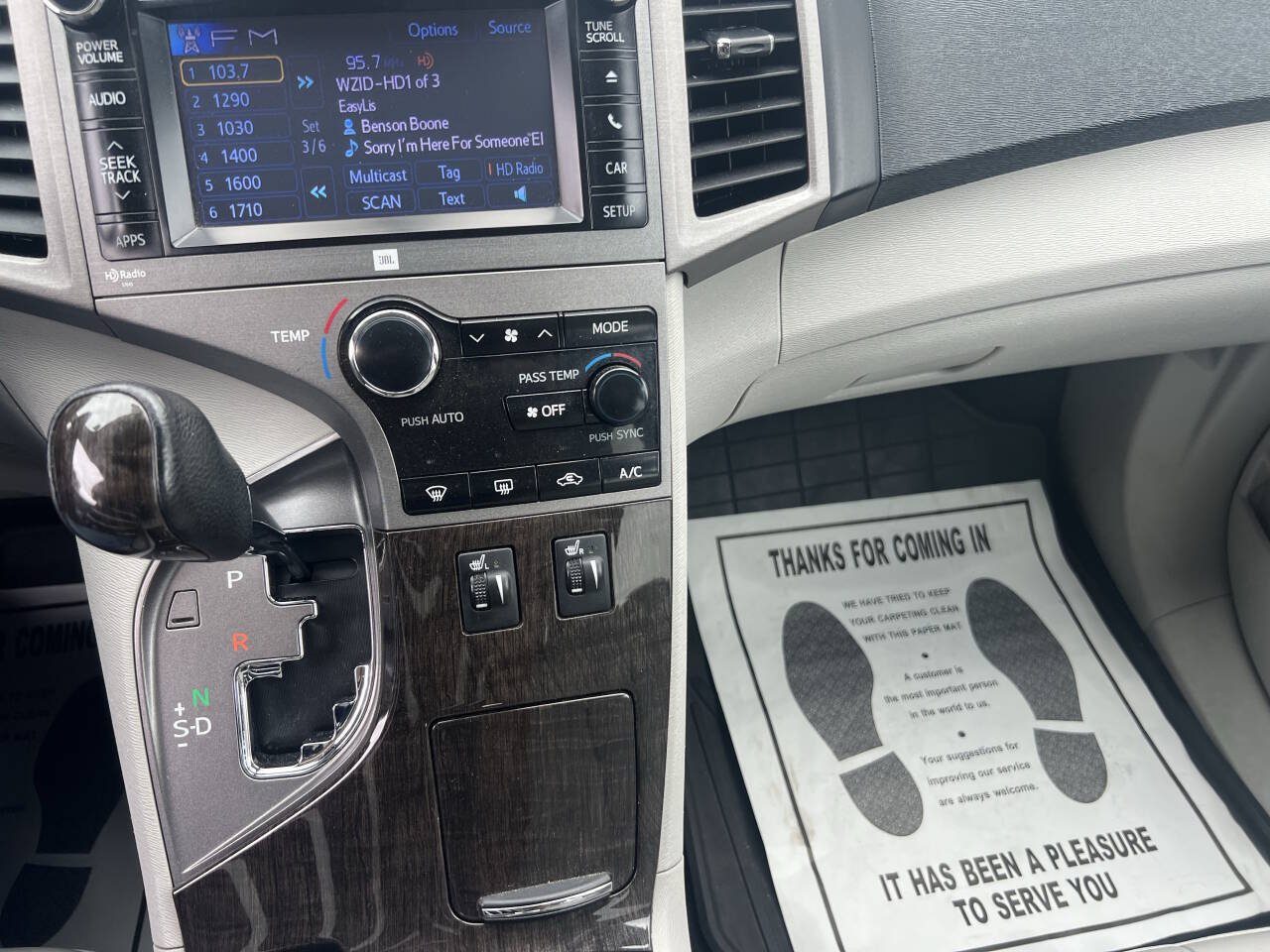 Used 2013 Toyota Venza XLE w/ XLE Premium Pkg AWD/4WD image 29