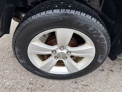 Used 2014 Jeep Patriot Latitude image 11