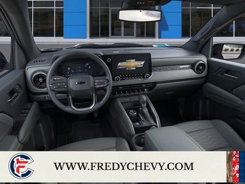 New 2026 Chevrolet Colorado ZR2 w/ Technology Package AWD/4WD image 15
