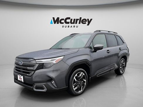 Certified 2025 Subaru Forester Limited image 1