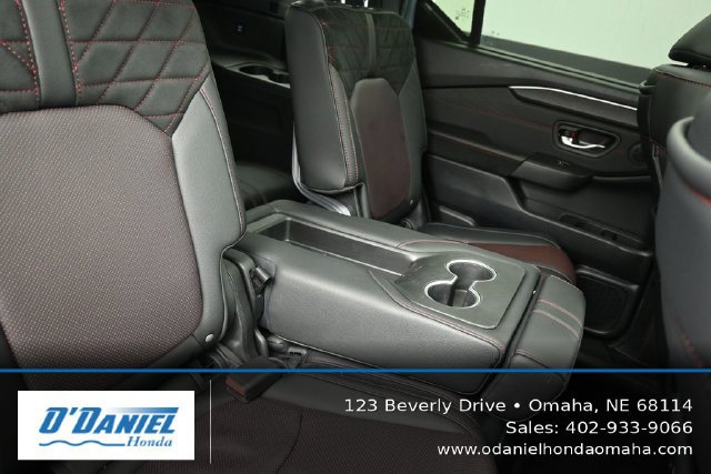 Used 2026 Honda Pilot Black Edition image 42