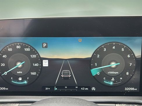 Used 2024 Genesis G90 3.5T image 18