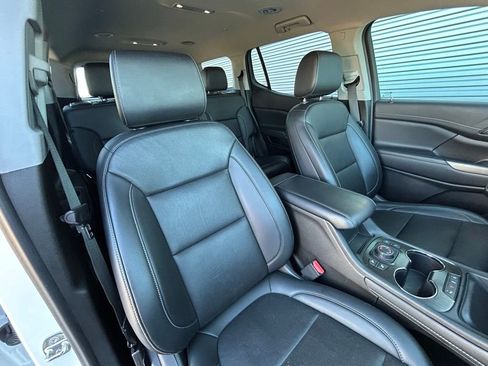 Used 2023 GMC Acadia SLT image 47