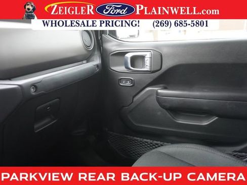 Used 2021 Jeep Gladiator Sport image 25