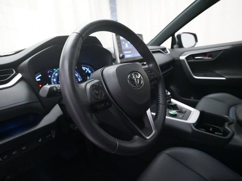 Used 2022 Toyota RAV4 XSE w/ XSE Grade Weather Package AWD/4WD image 8