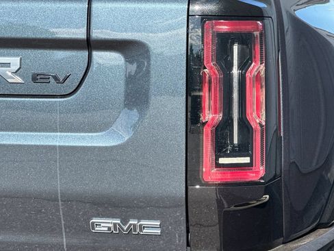 Used 2026 GMC Hummer EV 4x4 Crew Cab image 24