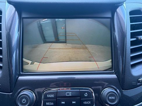 Used 2020 Chevrolet Impala LT FWD image 16