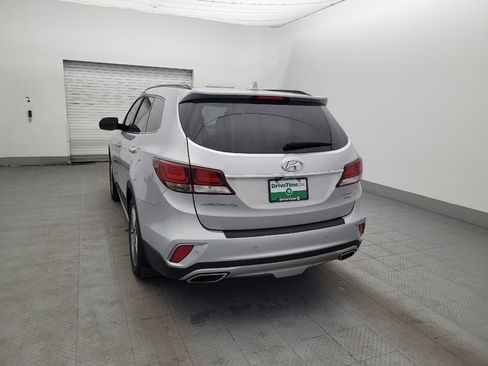 Used 2018 Hyundai Santa Fe Limited w/ Cargo Package FWD image 5