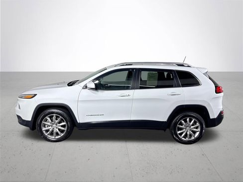 Used 2018 Jeep Cherokee Limited w/ Luxury Group image 9