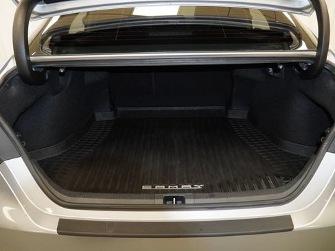 Used 2020 Toyota Camry SE FWD image 44
