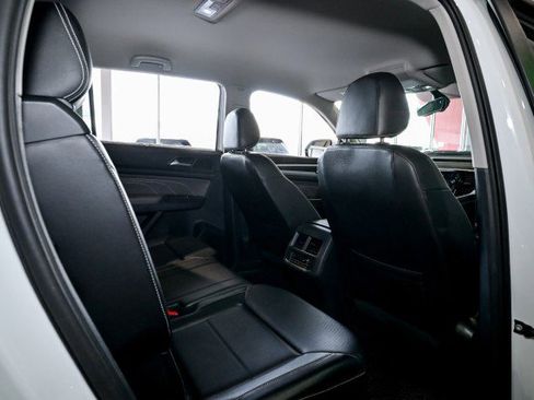 Used 2022 Volkswagen Atlas SE image 26