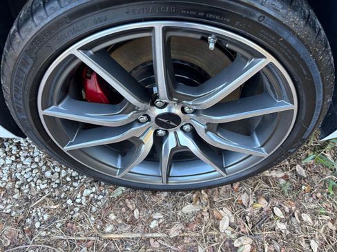 Used 2025 Genesis G70 2.5T image 31