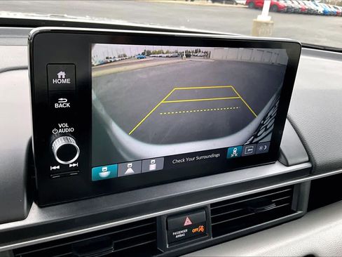 Used 2025 Honda Pilot EX-L image 24