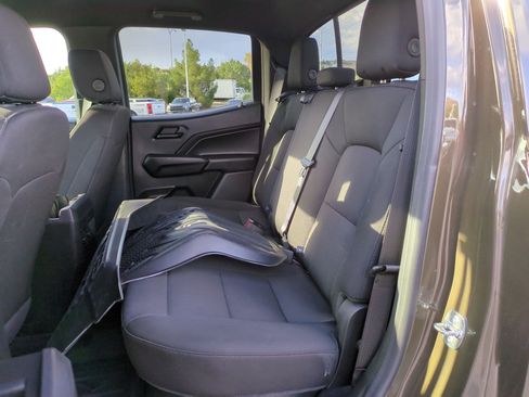 Used 2025 Chevrolet Colorado Trail Boss AWD/4WD image 27