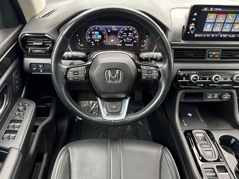 Used 2023 Honda Pilot Elite image 29