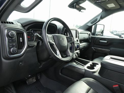 Certified 2021 Chevrolet Silverado 2500 LTZ w/ LTZ Plus Package image 22