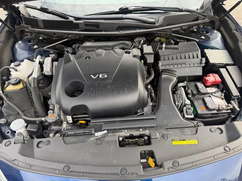 Used 2017 Nissan Maxima Platinum w/ Medallion Package image 11