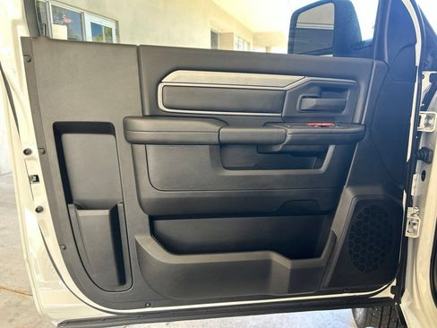Used 2025 RAM 3500 Tradesman AWD/4WD image 32