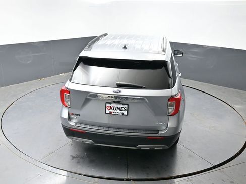 Used 2024 Ford Explorer XLT w/ Equipment Group 202A AWD/4WD image 54
