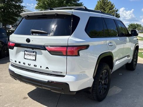 Used 2026 Toyota Sequoia Platinum AWD/4WD image 3
