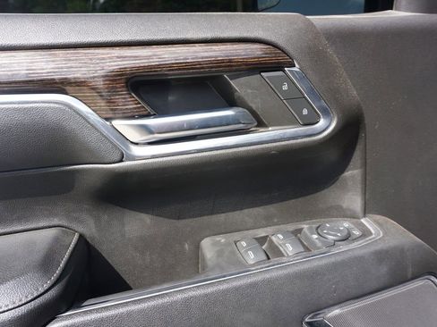 Used 2024 GMC Sierra 1500 Elevation w/ LPO, Elevation Black Package RWD image 4