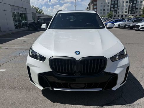 Used 2025 BMW X5 xDrive50e w/ Executive Package AWD/4WD image 3