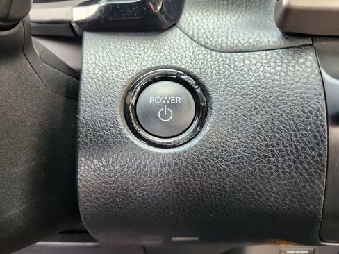 Used 2025 Toyota Camry SE w/ Convenience Package FWD image 20