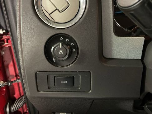 Used 2013 Ford F150 XLT w/ Luxury Equipment Group image 21