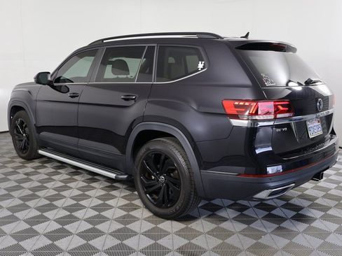 Used 2023 Volkswagen Atlas SE w/ Panoramic Sunroof Package image 5