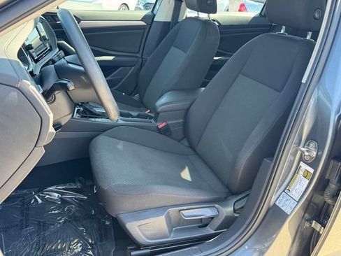 Used 2019 Volkswagen Jetta S w/ Driver Assistance Package FWD image 13