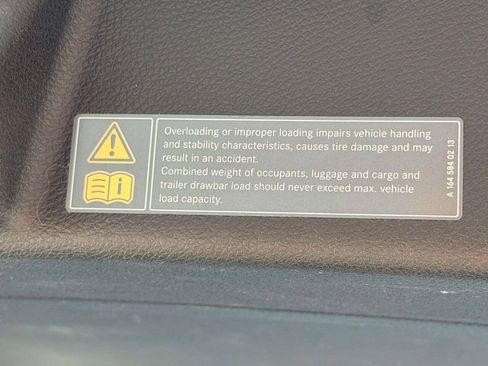 Used 2016 Mercedes-Benz GLE 400 4MATIC image 9
