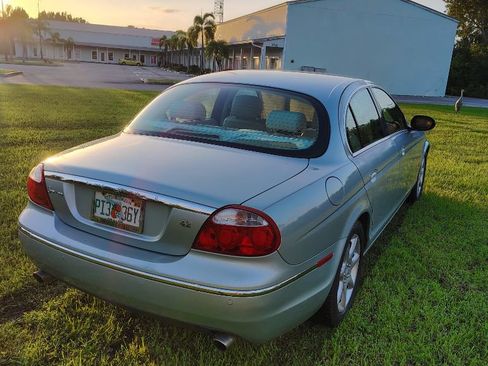 Used 2006 Jaguar S-TYPE 4.2 image 12