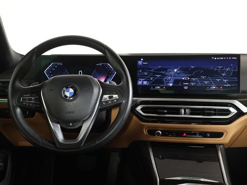 Used 2024 BMW 330i xDrive Sedan w/ Convenience Package AWD/4WD image 32