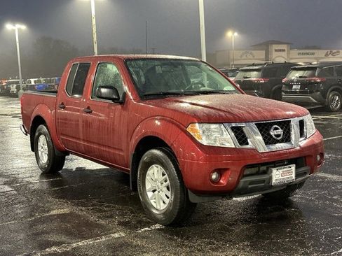 Used 2019 Nissan Frontier SV w/ Value Truck Package image 3